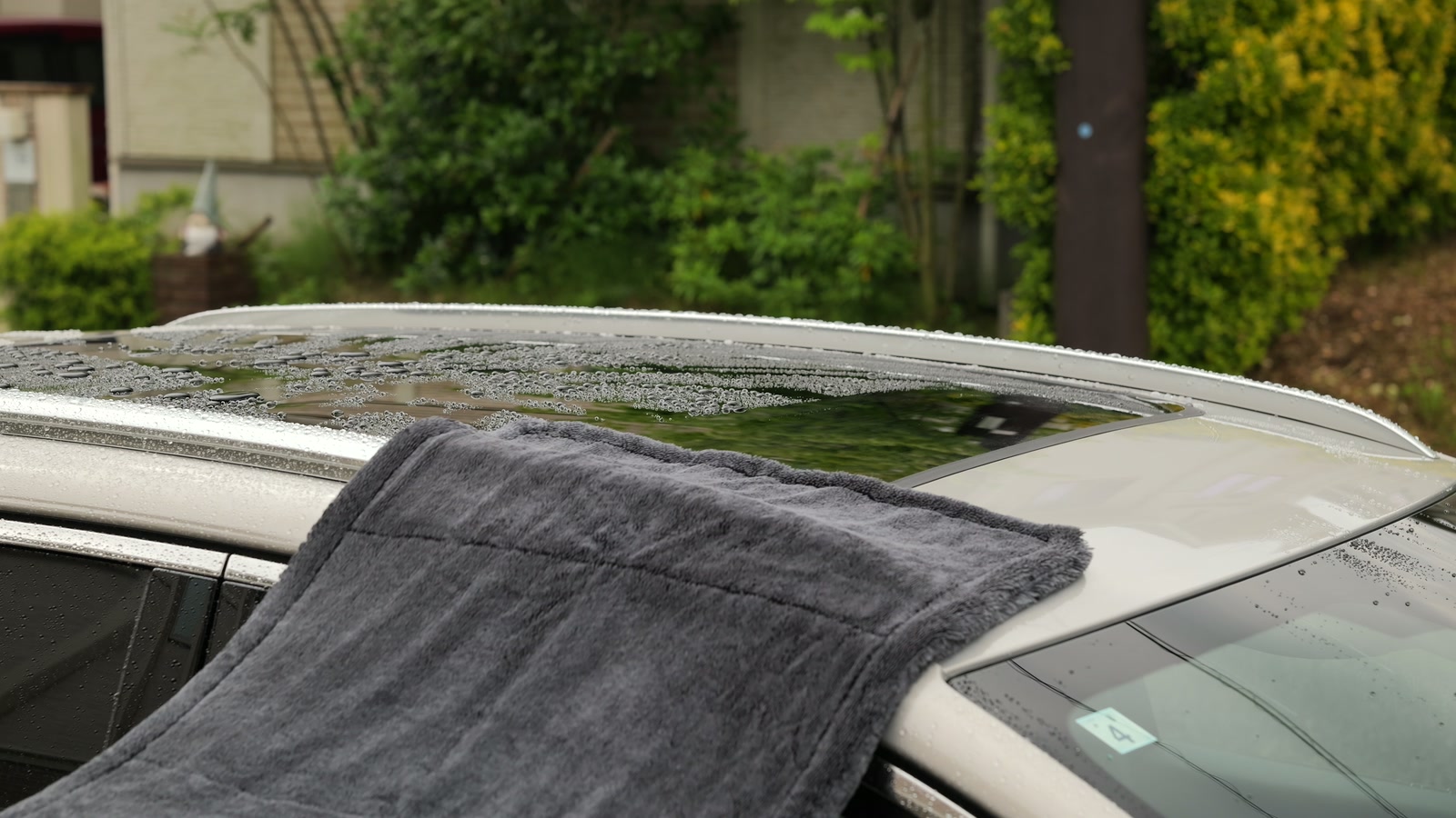 タオルをルーフに置いたところ